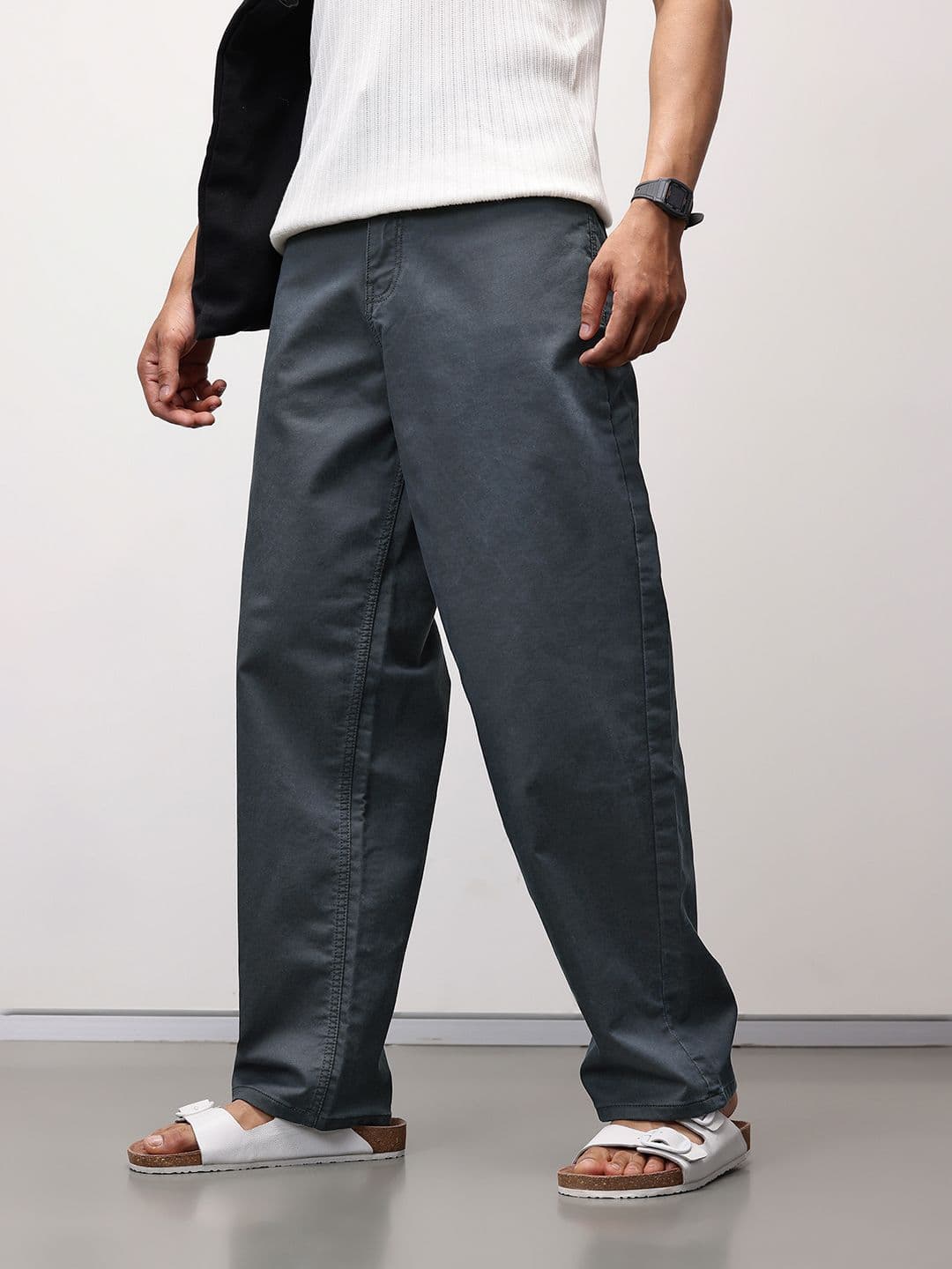 ether Men Mid-Rise Stretchable Oversized Jeans - view 1