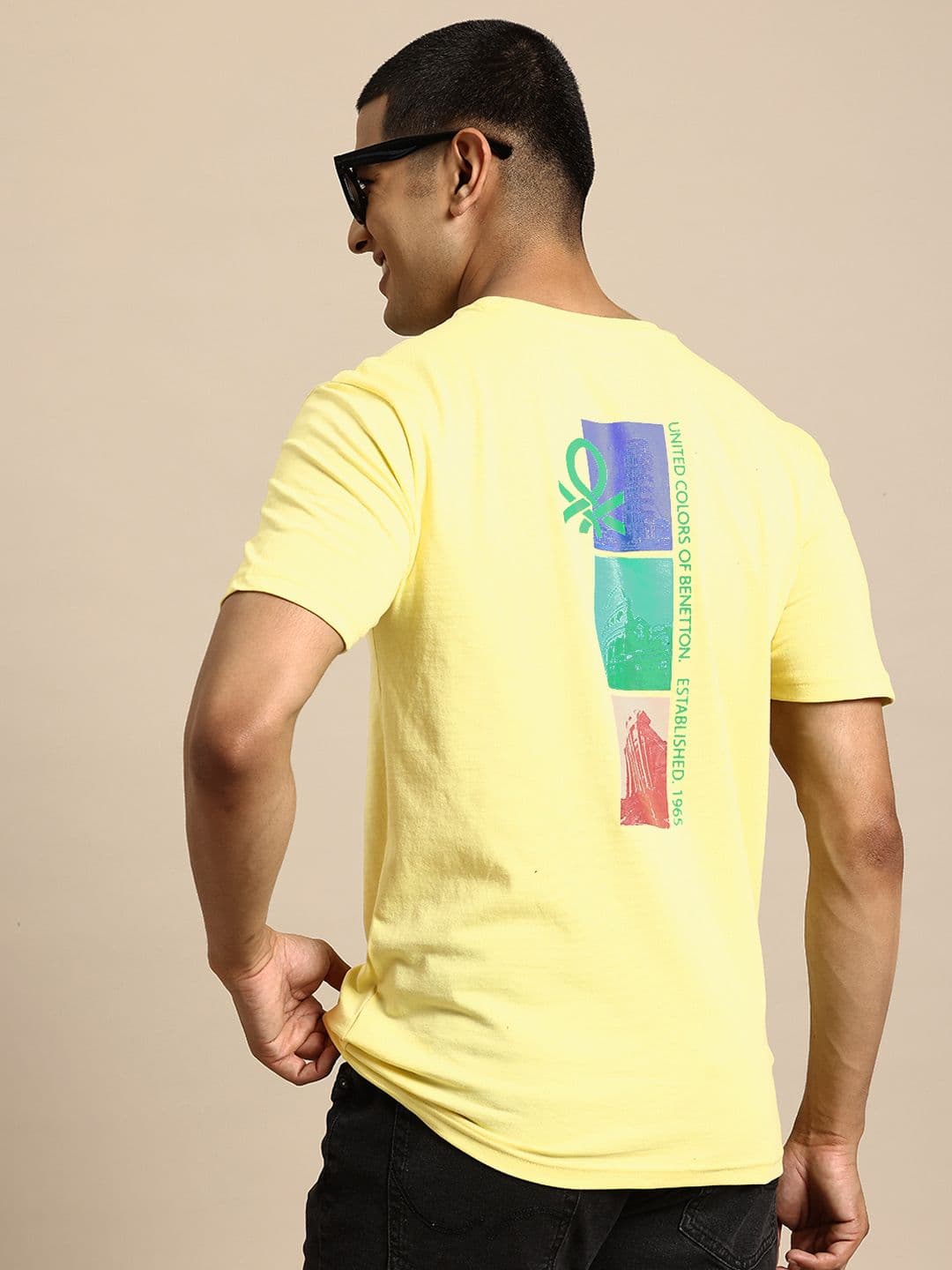 United Colors of Benetton Graphic Print T-shirt - view 1