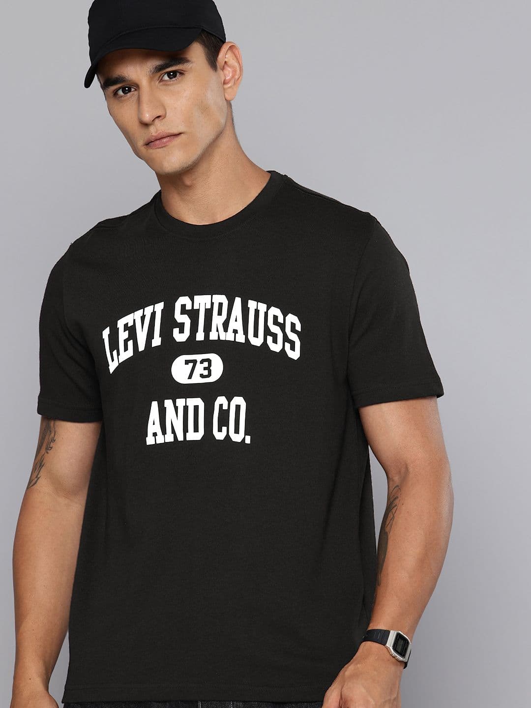 Levis Brand Logo Printed Monochrome Pure Cotton T-shirt - view 1
