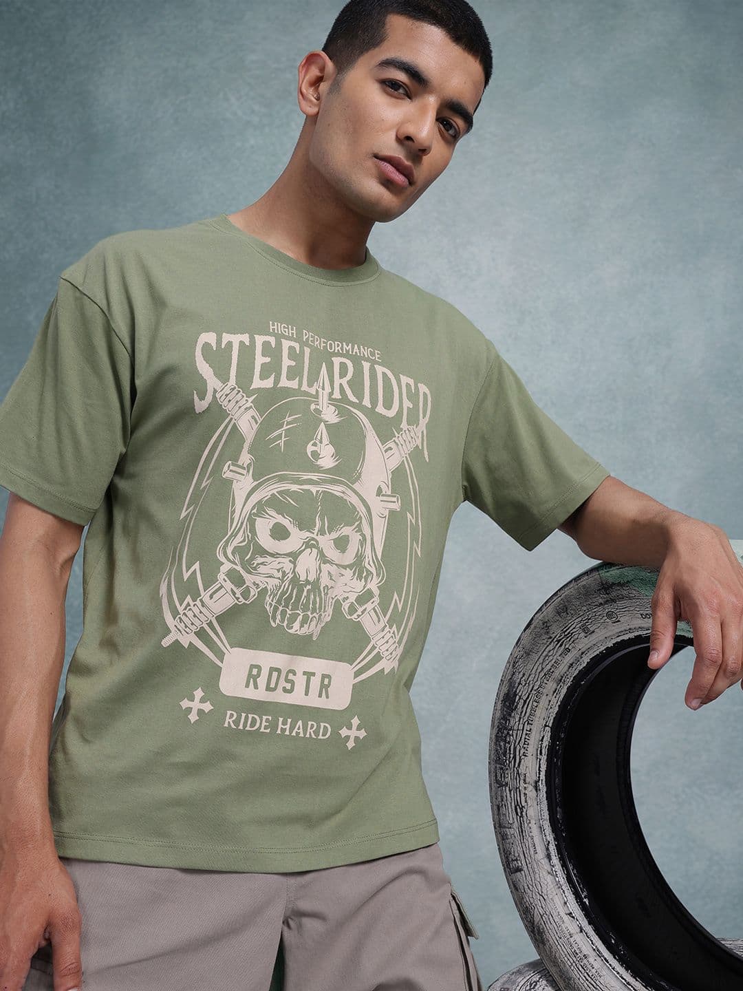 Roadster Men Printed Drop-Shoulder Sleeves T-shirt - view 1