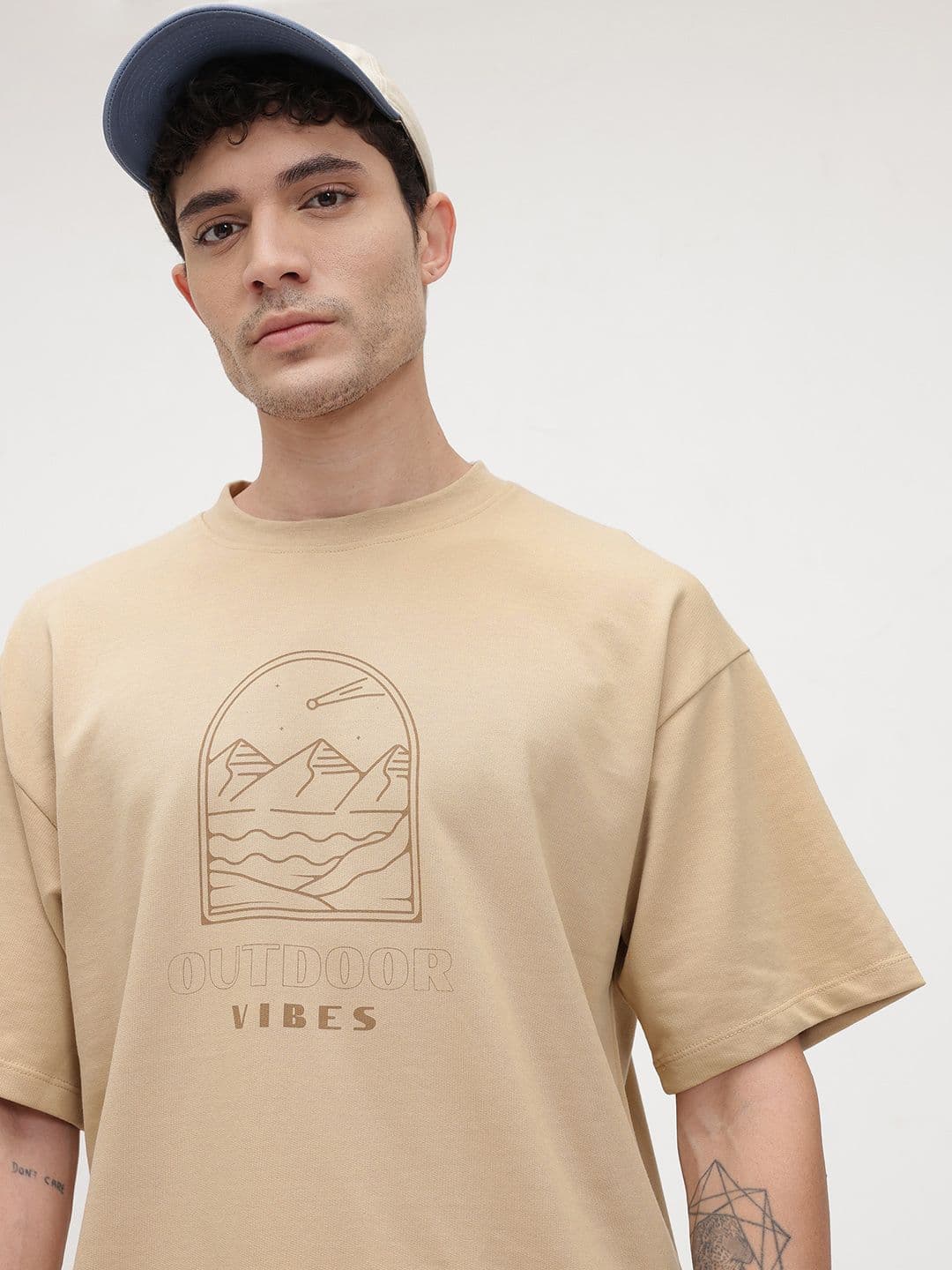 The Roadster Lifestyle Co. Graphic Printed Drop-Shoulder Sleeves Oversized T-shirt - view 1