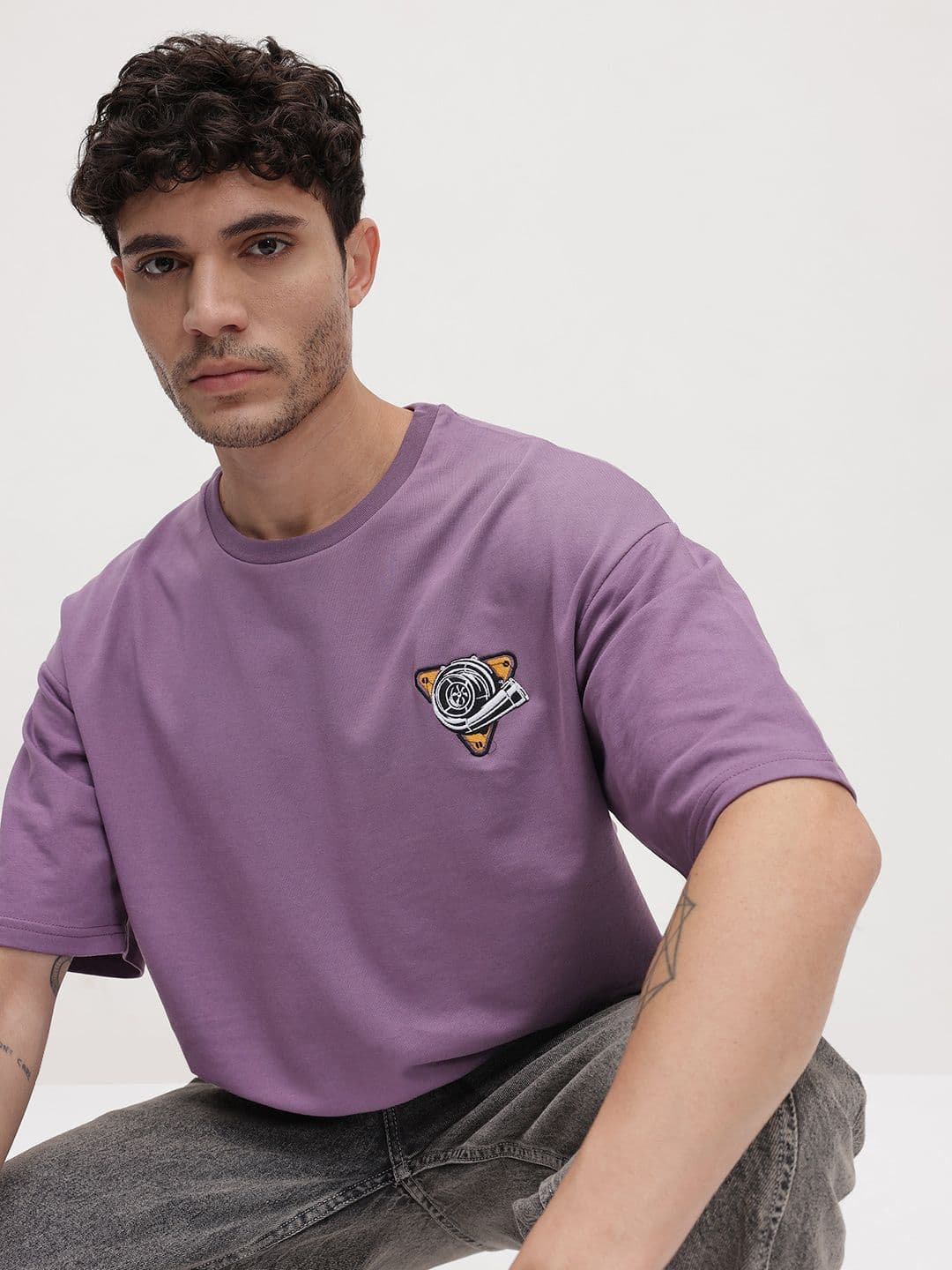 The Roadster Lifestyle Co. Men Drop-Shoulder Sleeves Oversized T-shirt - view 1