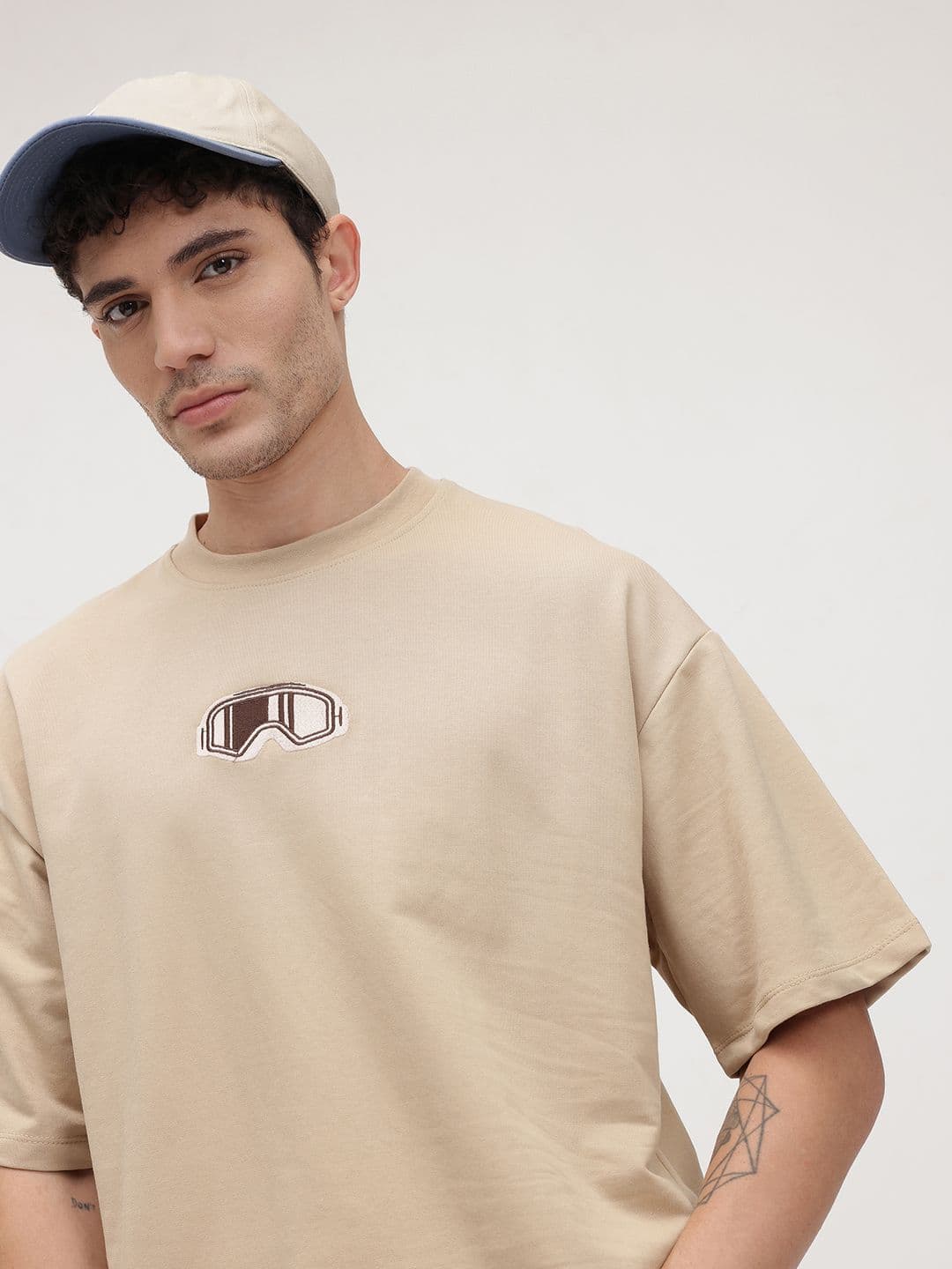 The Roadster Lifestyle Co. Solid Drop-Shoulder Sleeves Oversized T-shirt - view 1