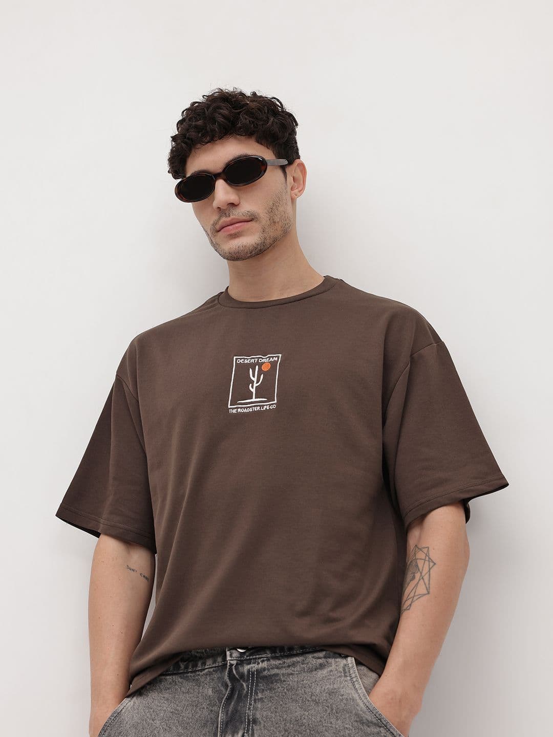 The Roadster Lifestyle Co. Men Drop-Shoulder Sleeves Oversized T-shirt - view 1