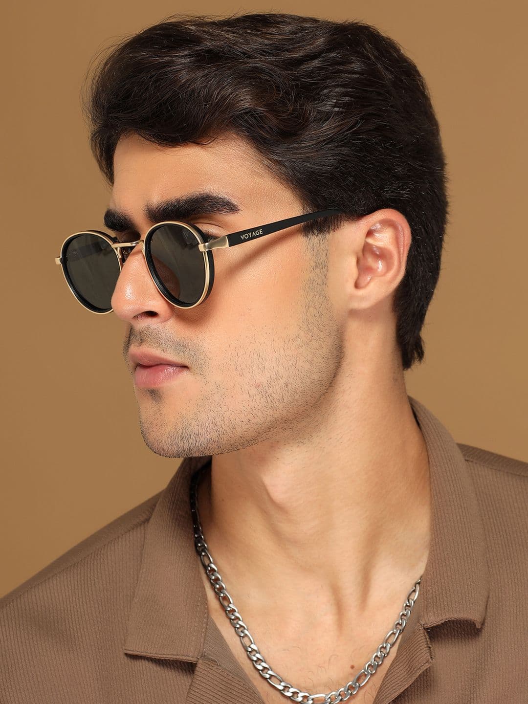Voyage Unisex Round Sunglasses with Polarised and UV Protected Lens - view 1