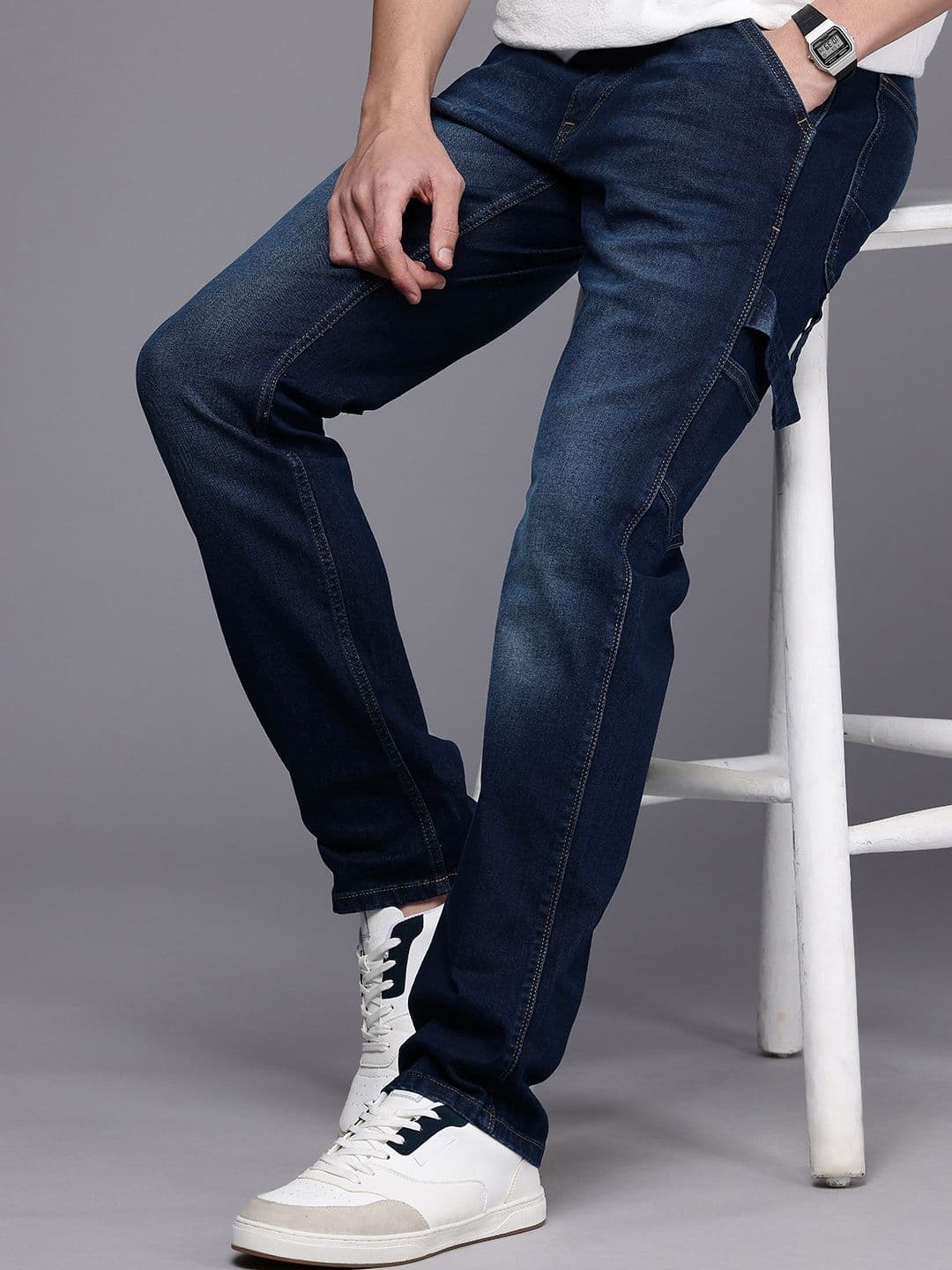 Allen Solly Men Classic Straight Fit Mid-Rise Light Fade Stretchable Jeans - view 1