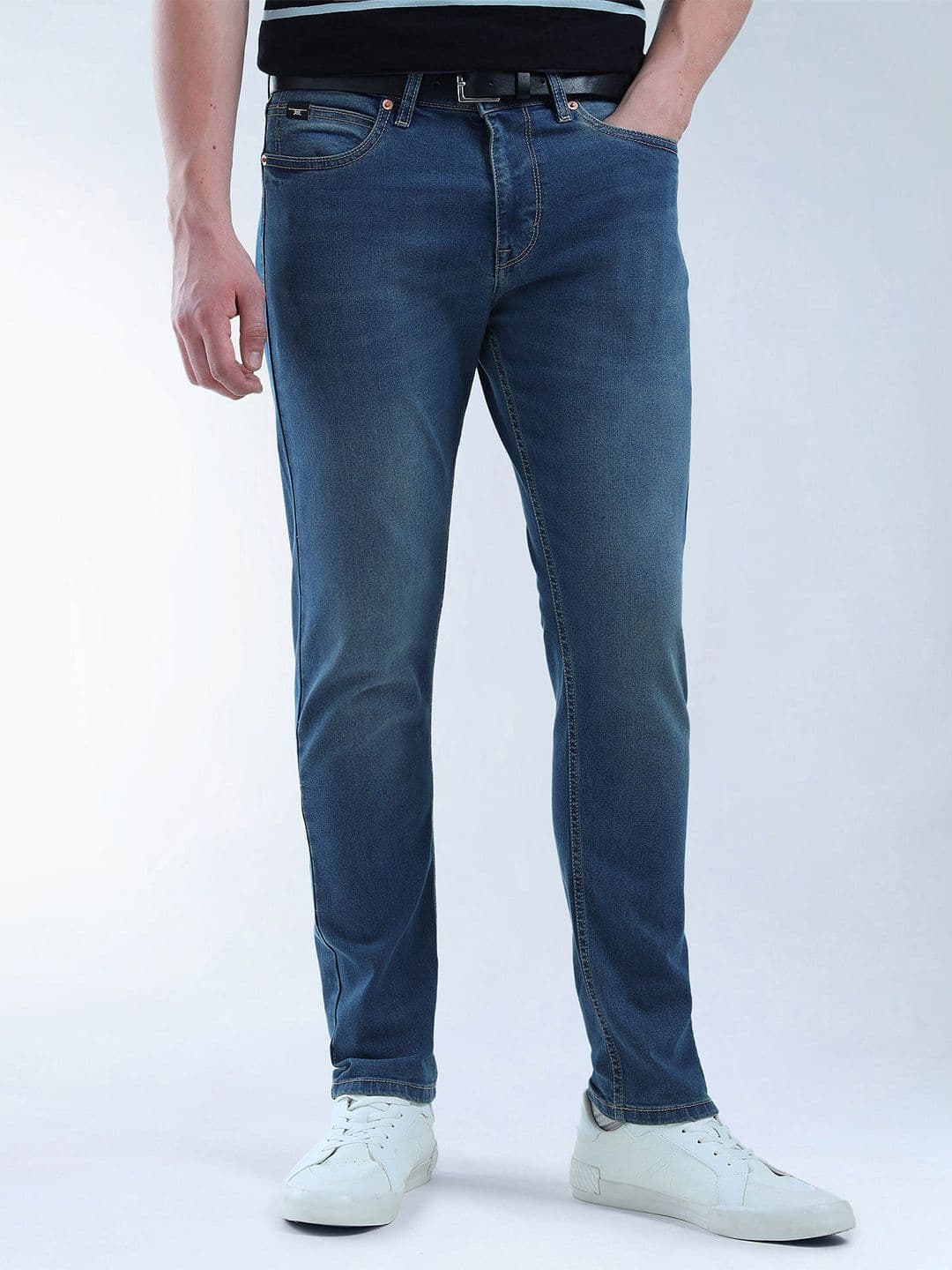 Flying Machine Men Slim Fit Light Fade Jeans - view 1