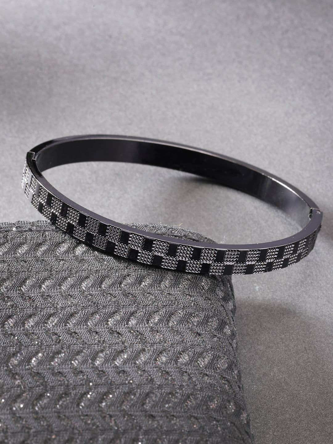 Roadster Men Black Rhodium-Plated Stainless Steel Kada Bracelet - view 1