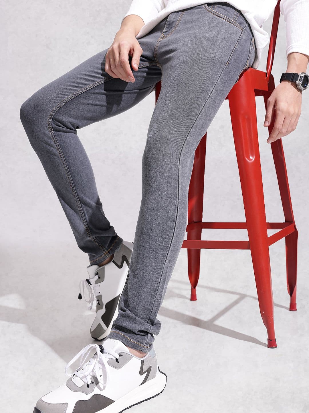 WROGN Men Slim Tapered Fit Mid-Rise Stretchable Jeans - view 1