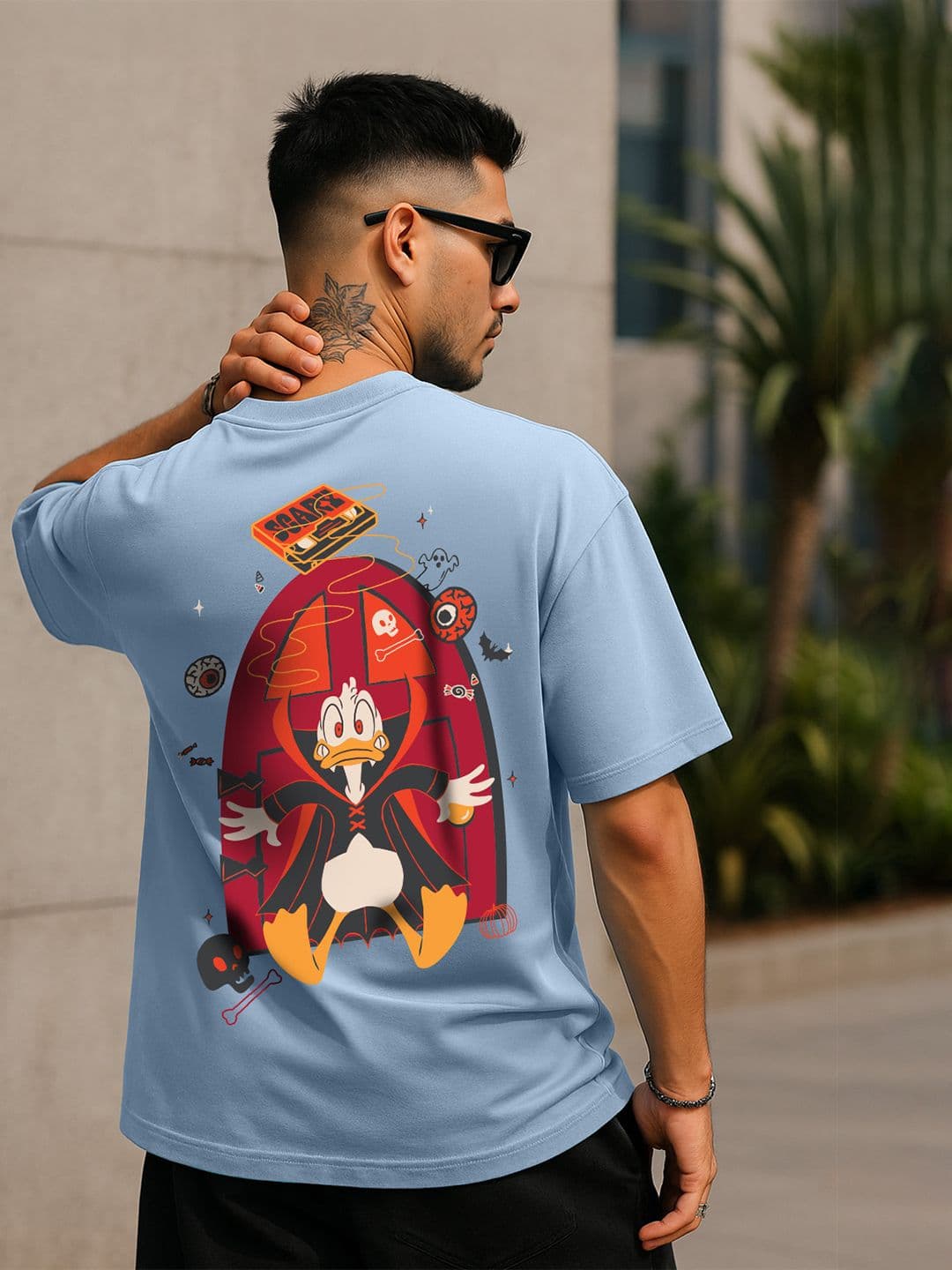 VEIRDO Men Donald Duck Printed Applique T-shirt - view 1