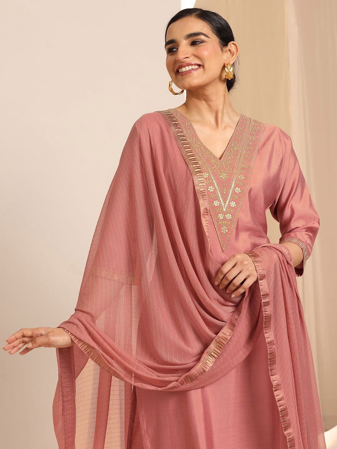 Gerua By Libas Floral Yoke Design Sequinned V-Neck Straight Kurta With Trousers And Dupatta - view 1