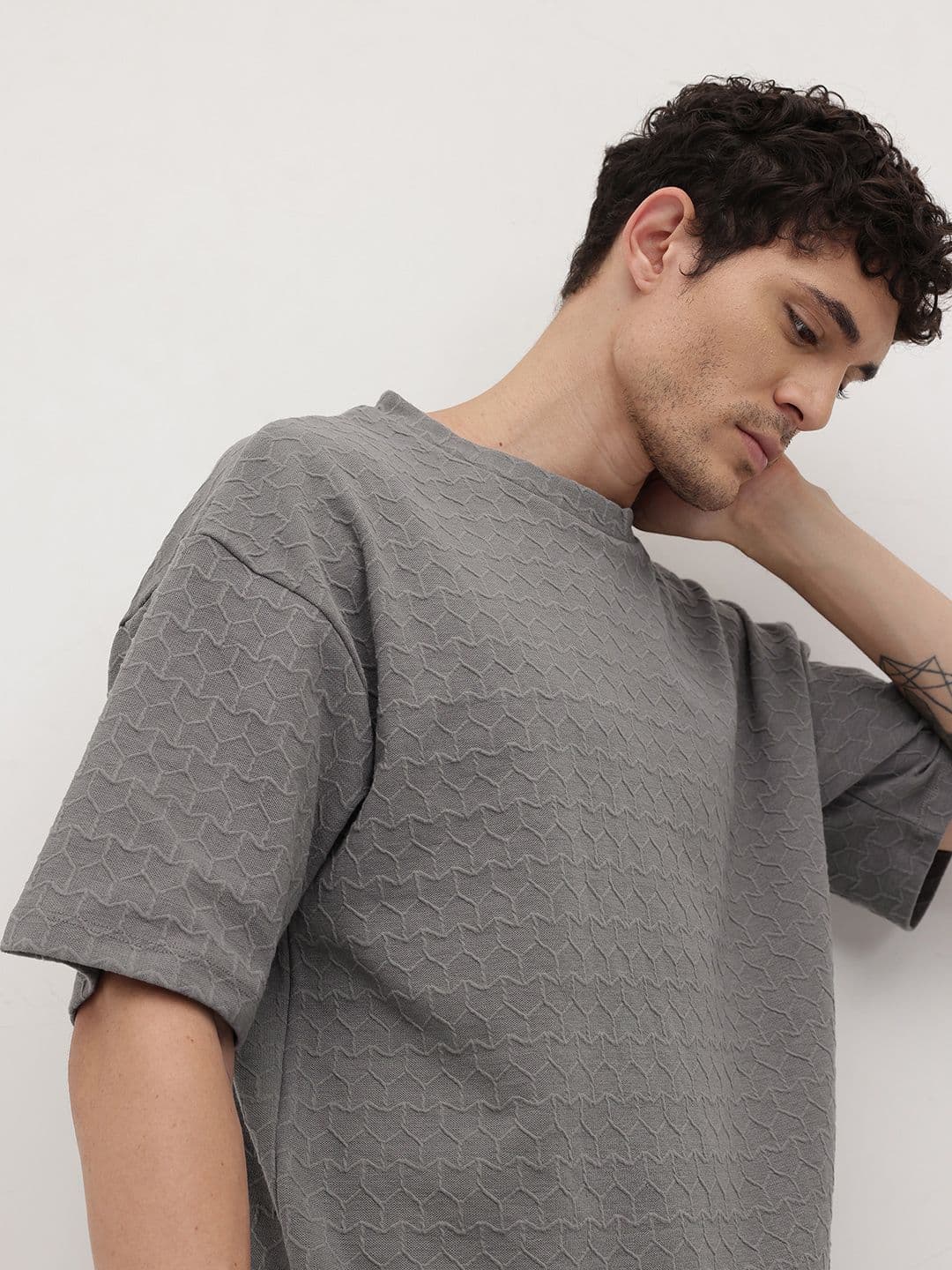 The Roadster Lifestyle Co. Men Self Design Drop-Shoulder Sleeves T-shirt - view 1