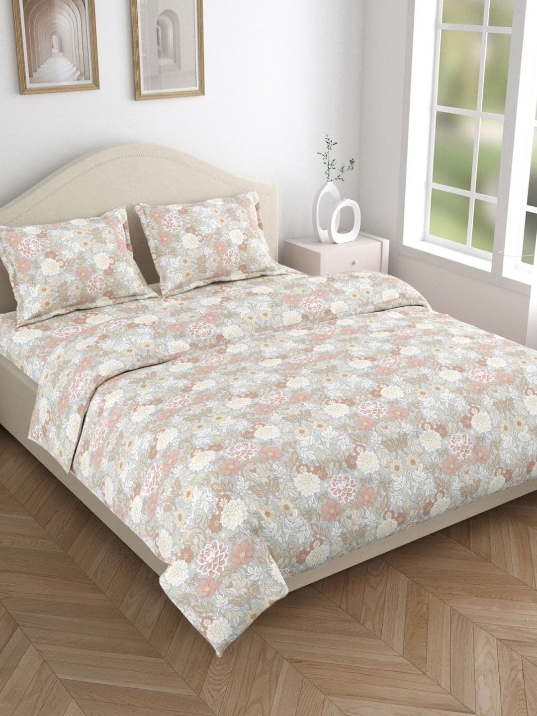 haus & kinder White & Pink Floral 144 TC Cotton Queen Bedsheet Set 2.29 m x 2.55 m - view 1