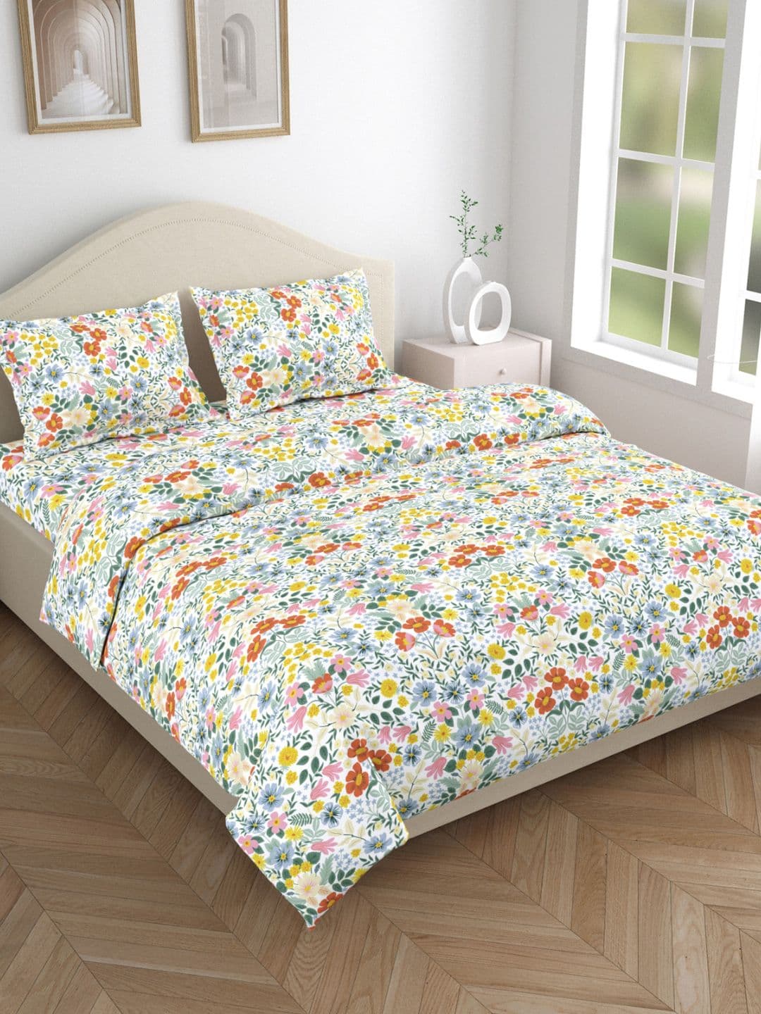 haus & kinder White & Pink Floral 144 TC Cotton Queen Bedsheet Set 2.29 m x 2.55 m - view 1