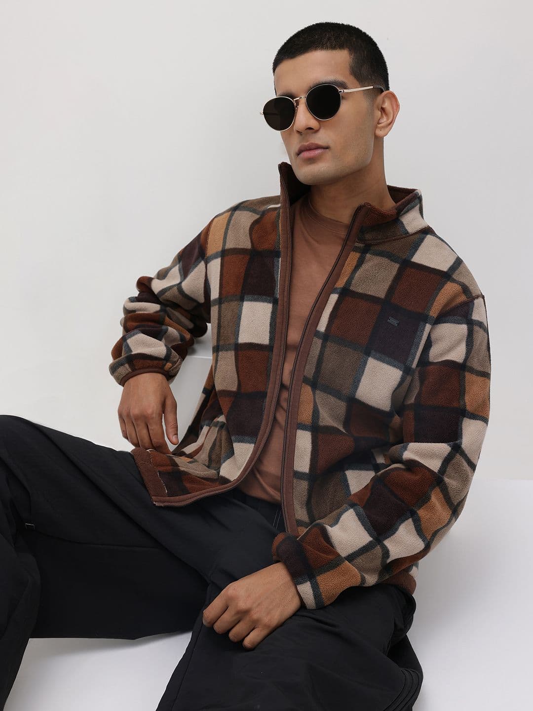 Roadster Men Checked Reversible Tailored Jacket - view 1