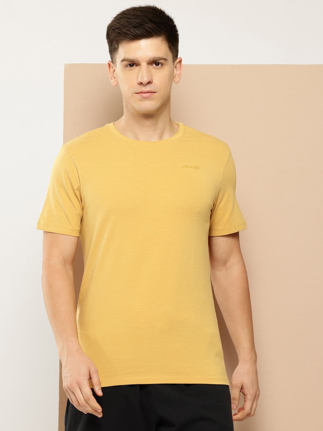 Alcis Solid Slim Fit T-shirt - view 1