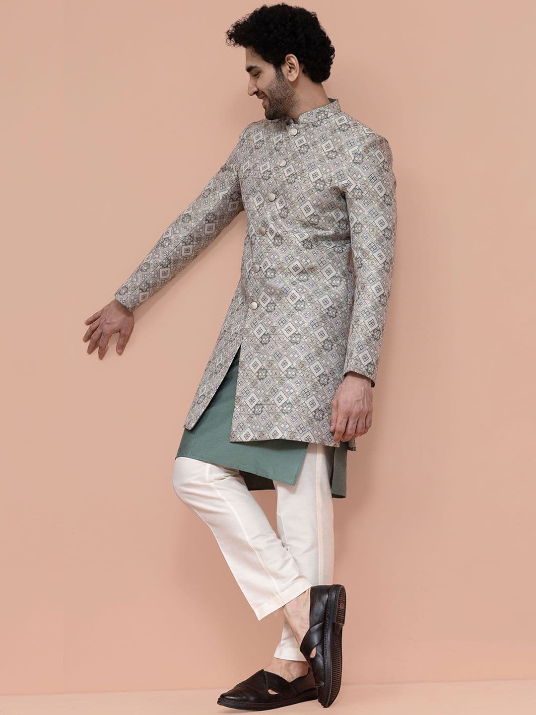 KISAH Men Off White Geometric Kurta Indo-western Sherwani Trouser Set - view 1