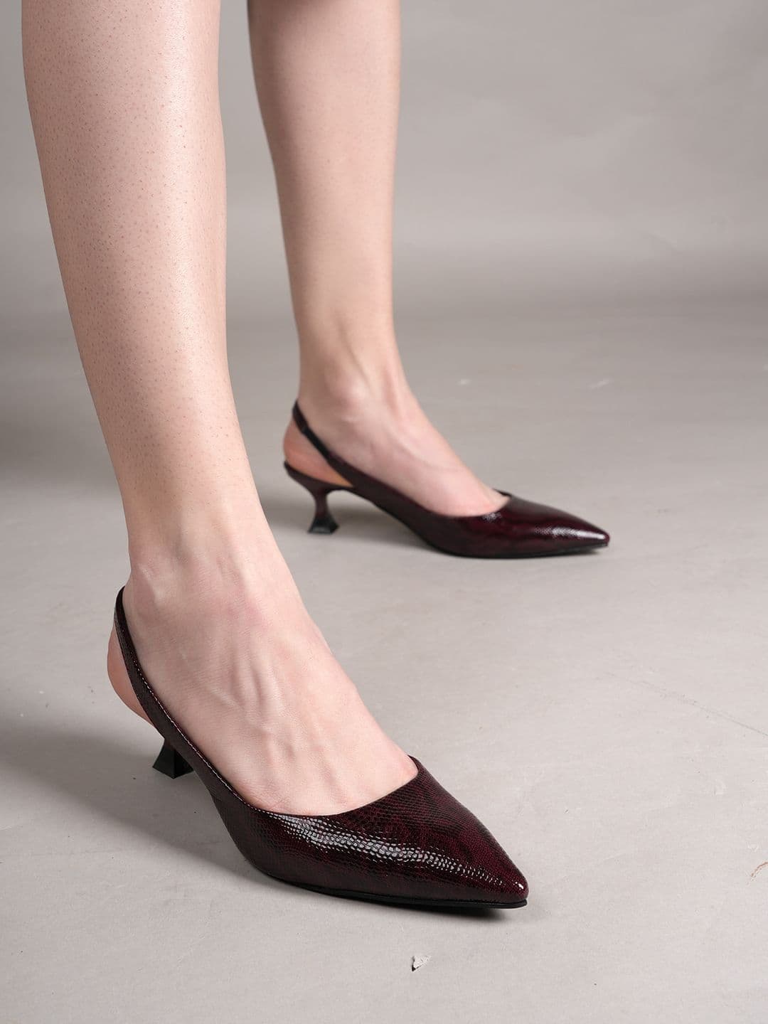 Lavie Women Textured Kitten Pumps - view 1