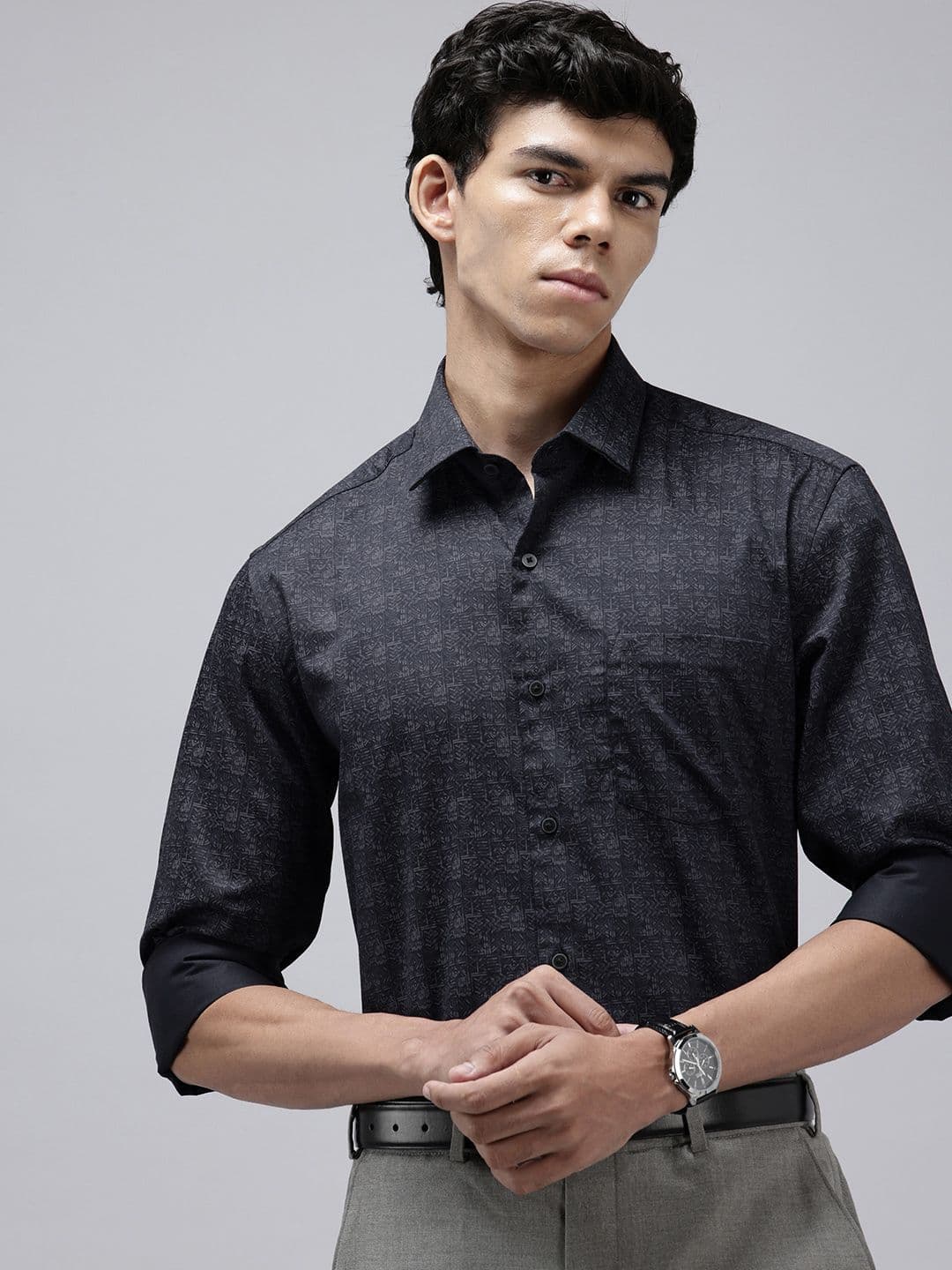 Arrow Pure Cotton Manhattan Slim Fit Geometric Printed Formal Shirt - view 1