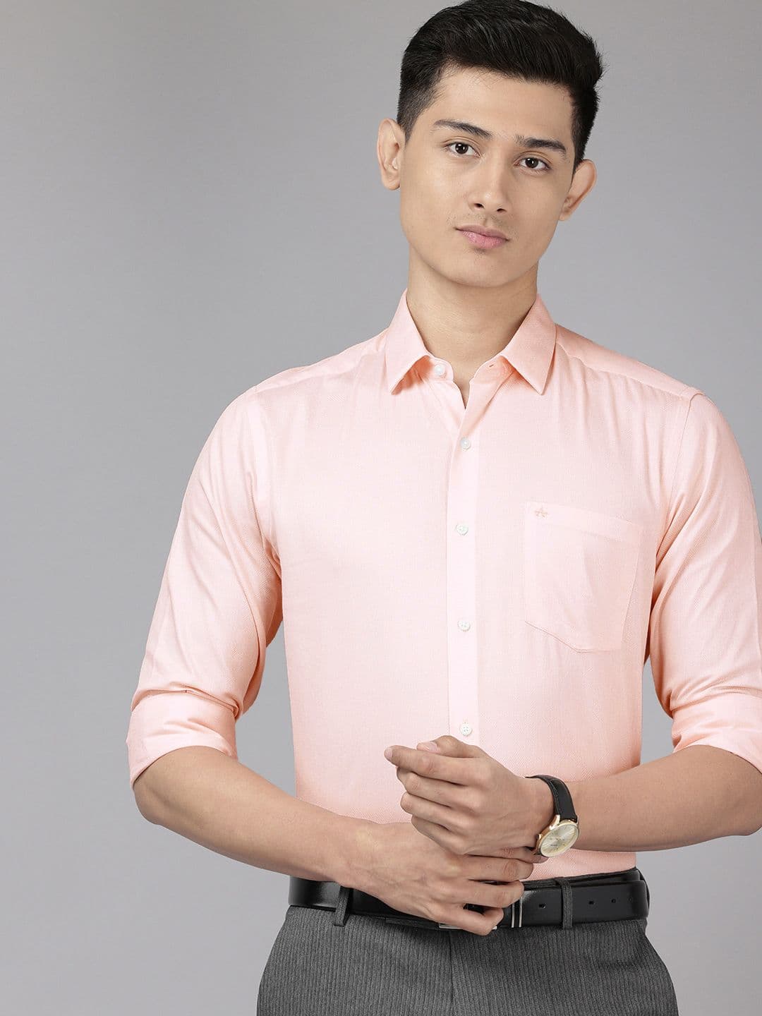 Arrow Pure Cotton Manhattan Slim Fit Formal Shirt - view 1