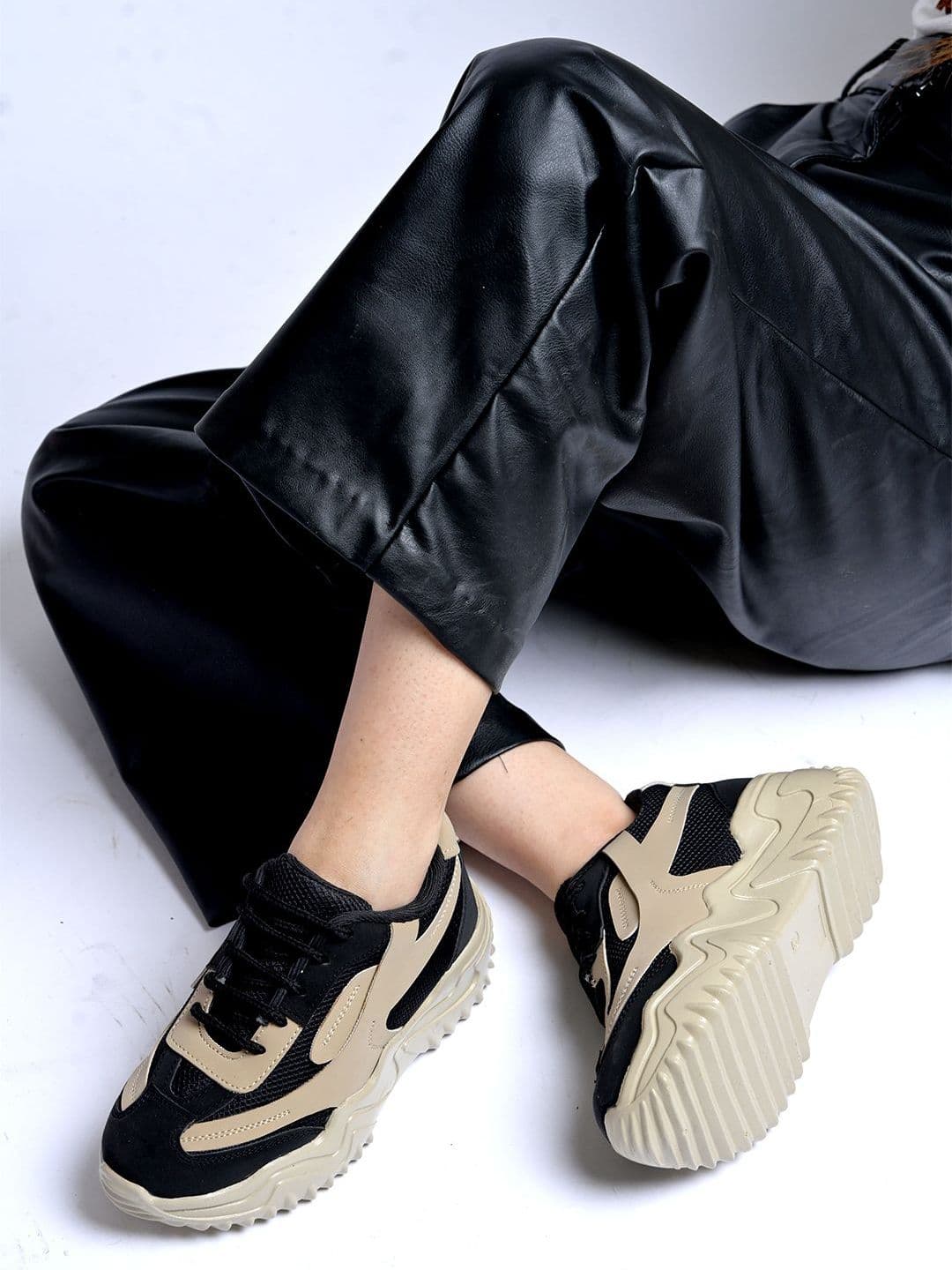 Shoetopia Women Colourblocked Lightweight Sneakers - view 1