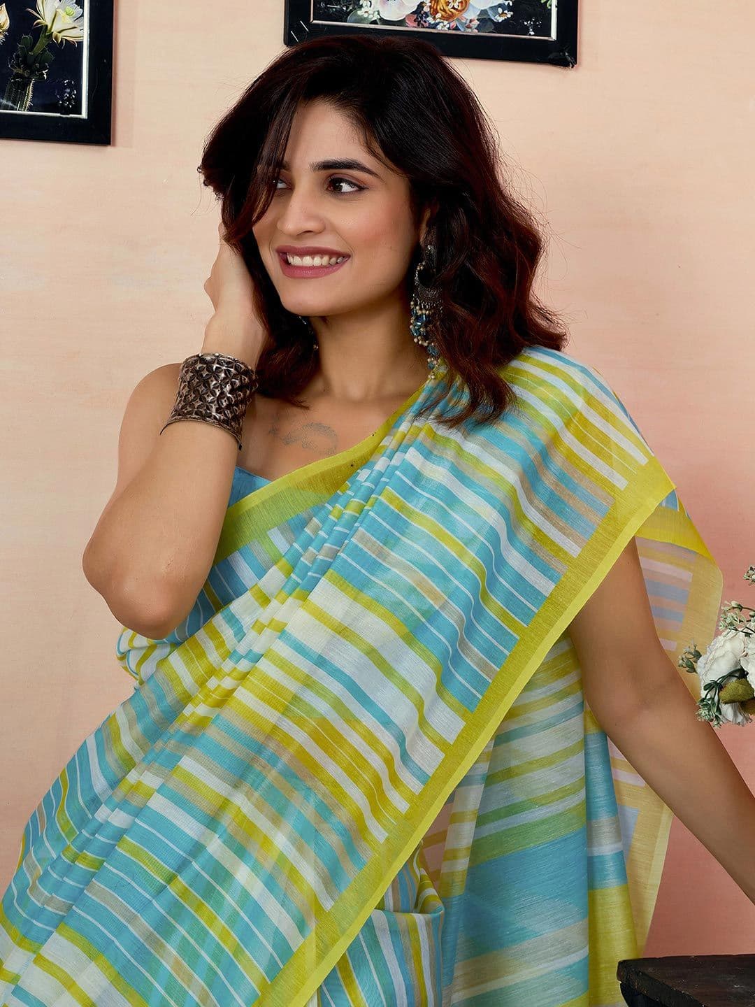 Mitera Women Striped Printed Ready to Wear Regular Saree - view 1