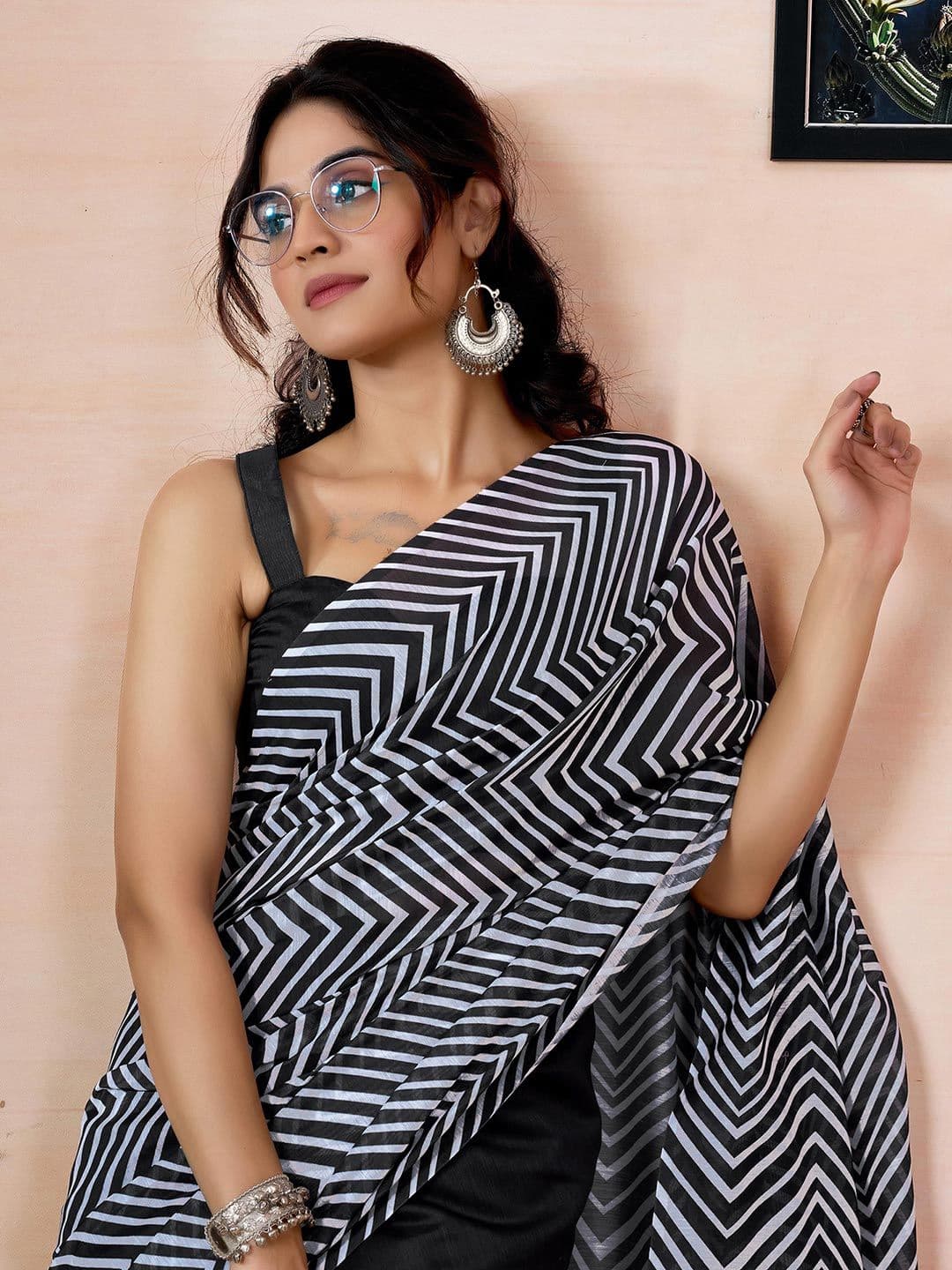 Mitera Striped Printed Ready to Wear Saree - view 1