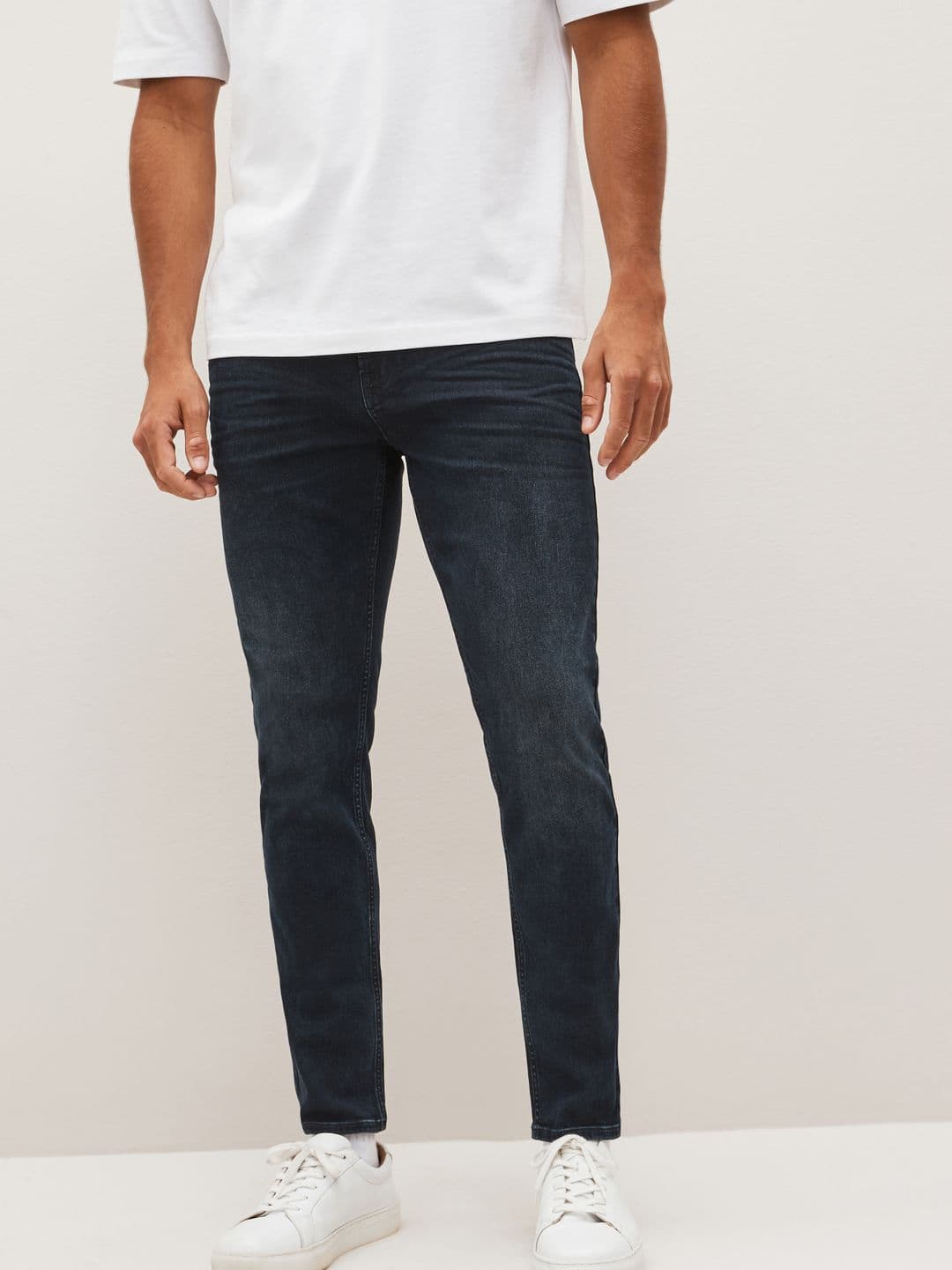 NEXT Men Skinny Fit Mid-Rise Light Fade Stretchable Jeans - view 1