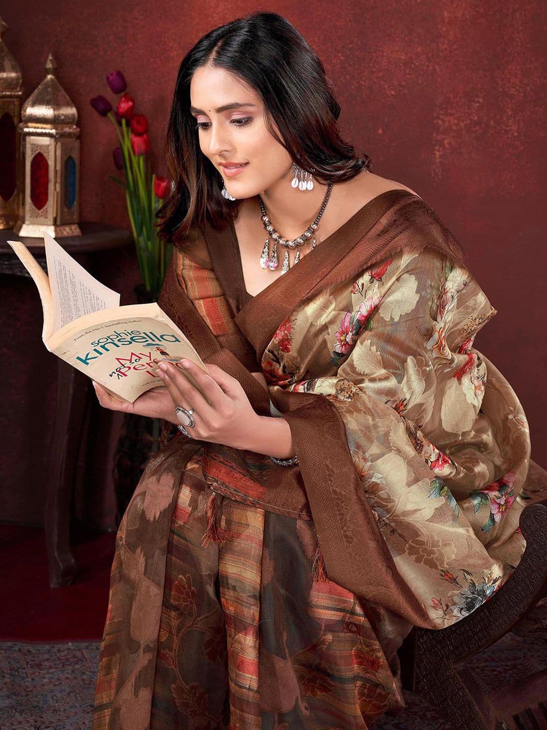 Satrani Floral Printed Saree With Blouse Piece - view 1