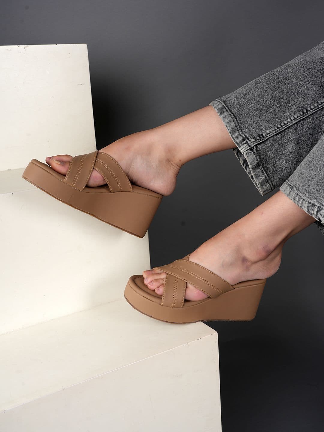 Mast & Harbour Women Wedge Sandals - view 1