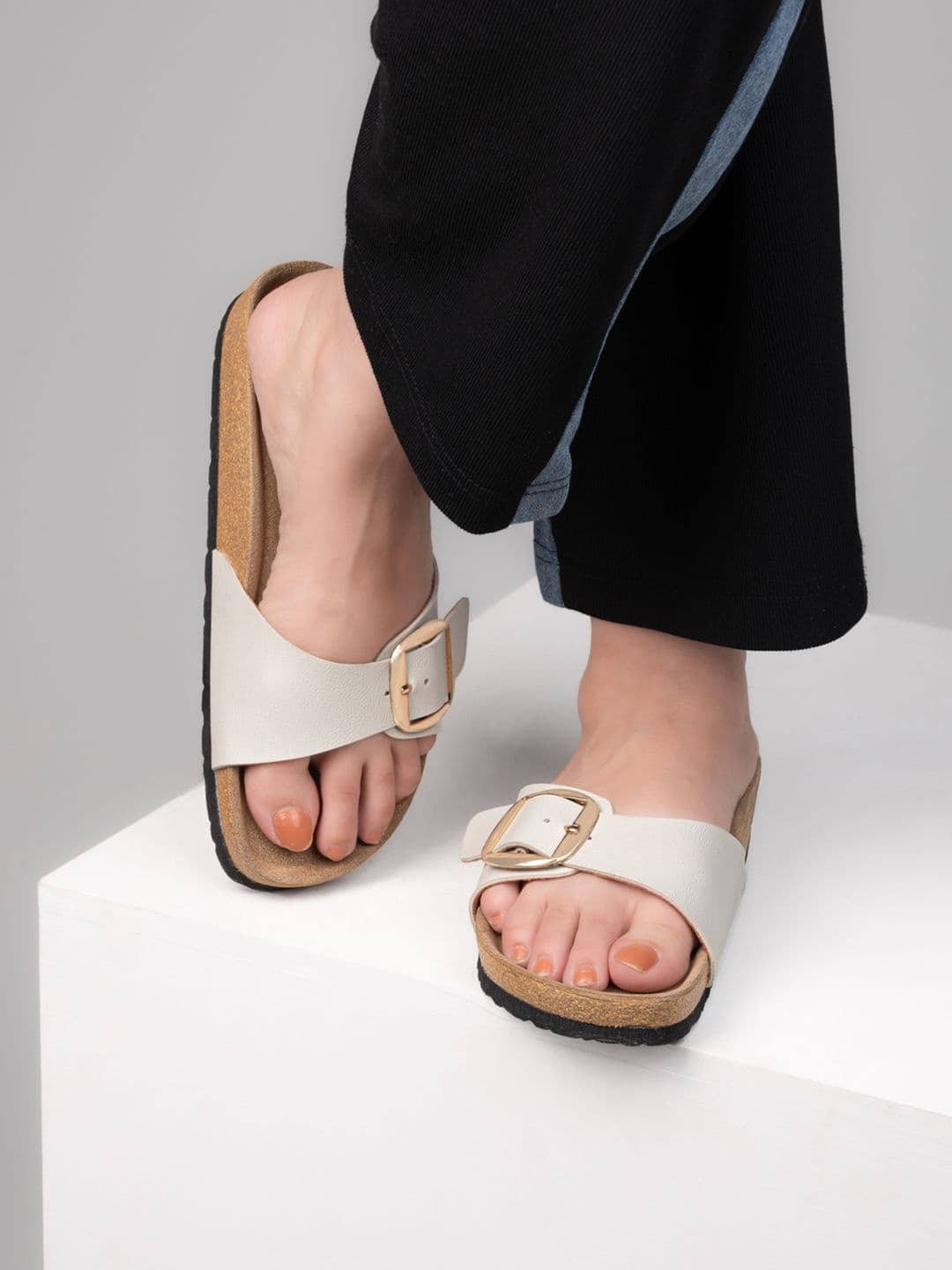 Mast & Harbour Women Open Toe Flats - view 1