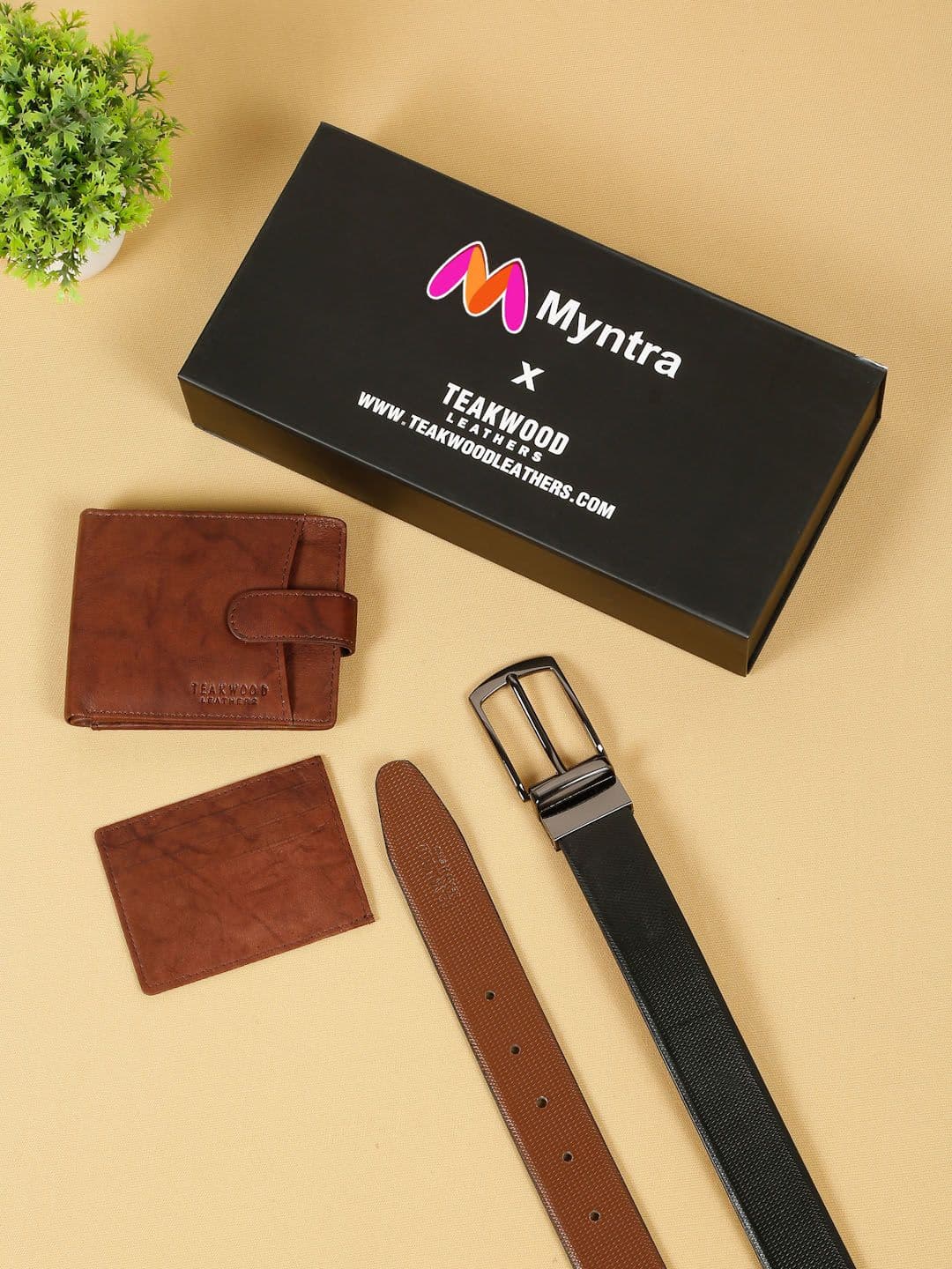 Teakwood Leathers Set Of 2 Men Textured Leather Belt & Wallet Gift Set - view 1