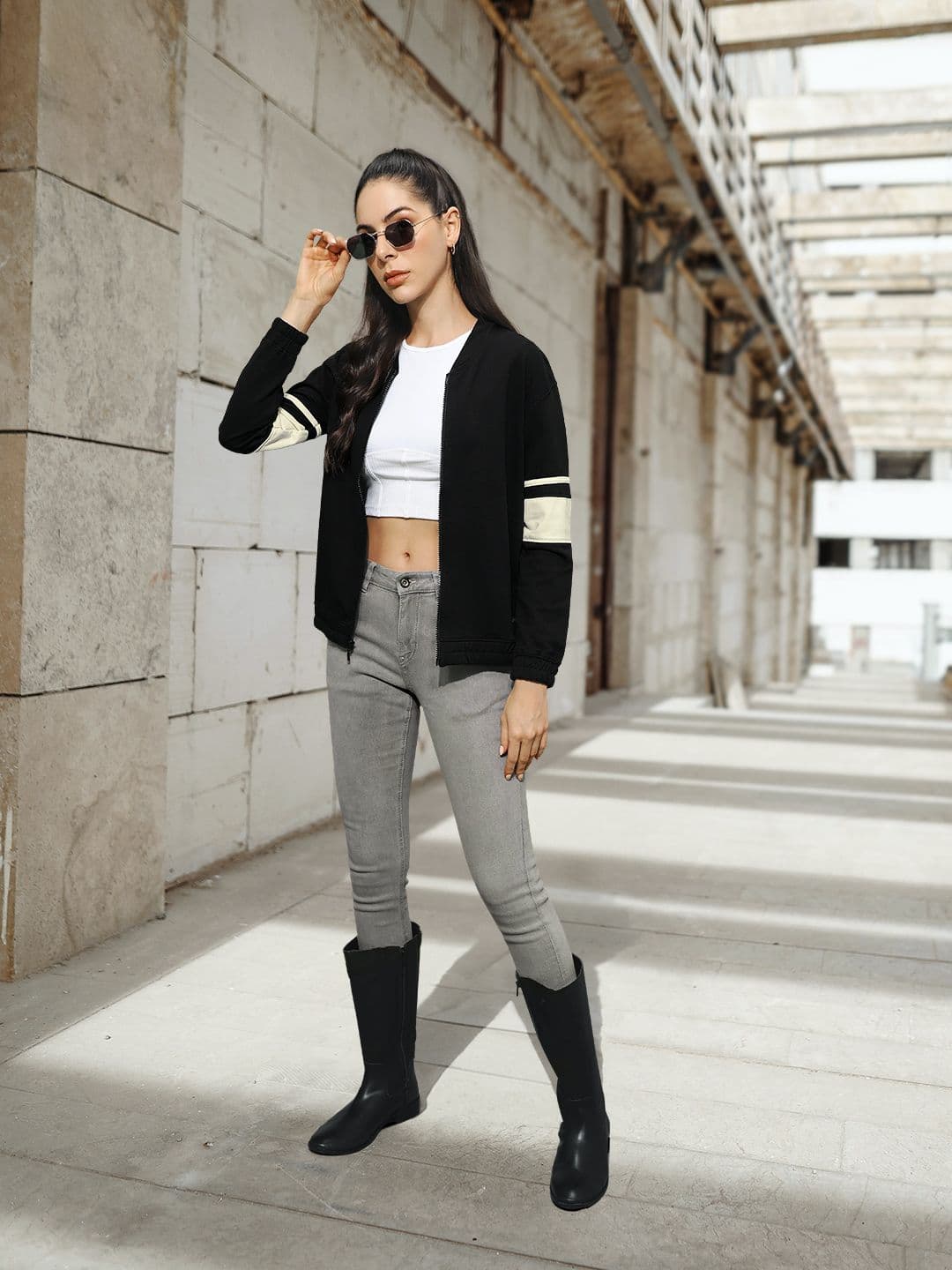 Roadster Women Black Colourblock Sweatshirt - view 1