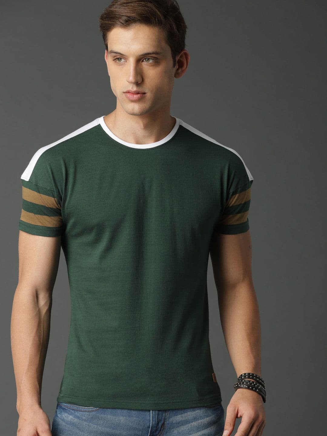 Roadster Men Green Solid Varsity Stripe Round Neck Pure Cotton T-shirt - view 1