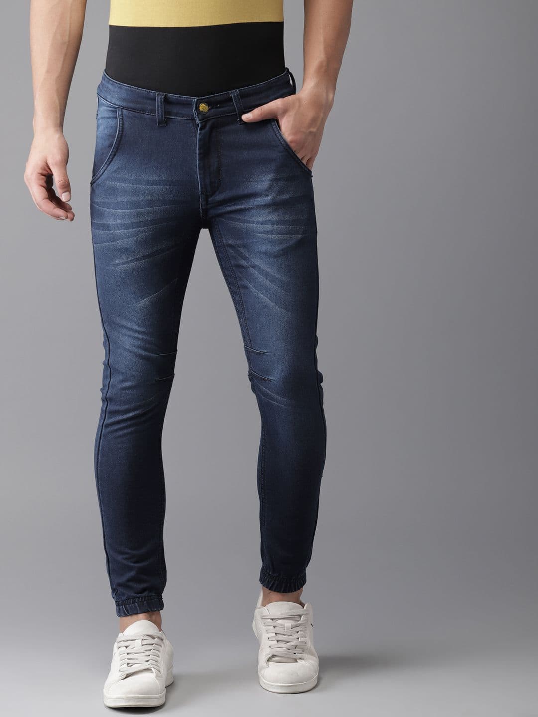 CAHOOT Men Blue Jogger Fit Mid-Rise Clean Look Stretchable Jeans - view 1