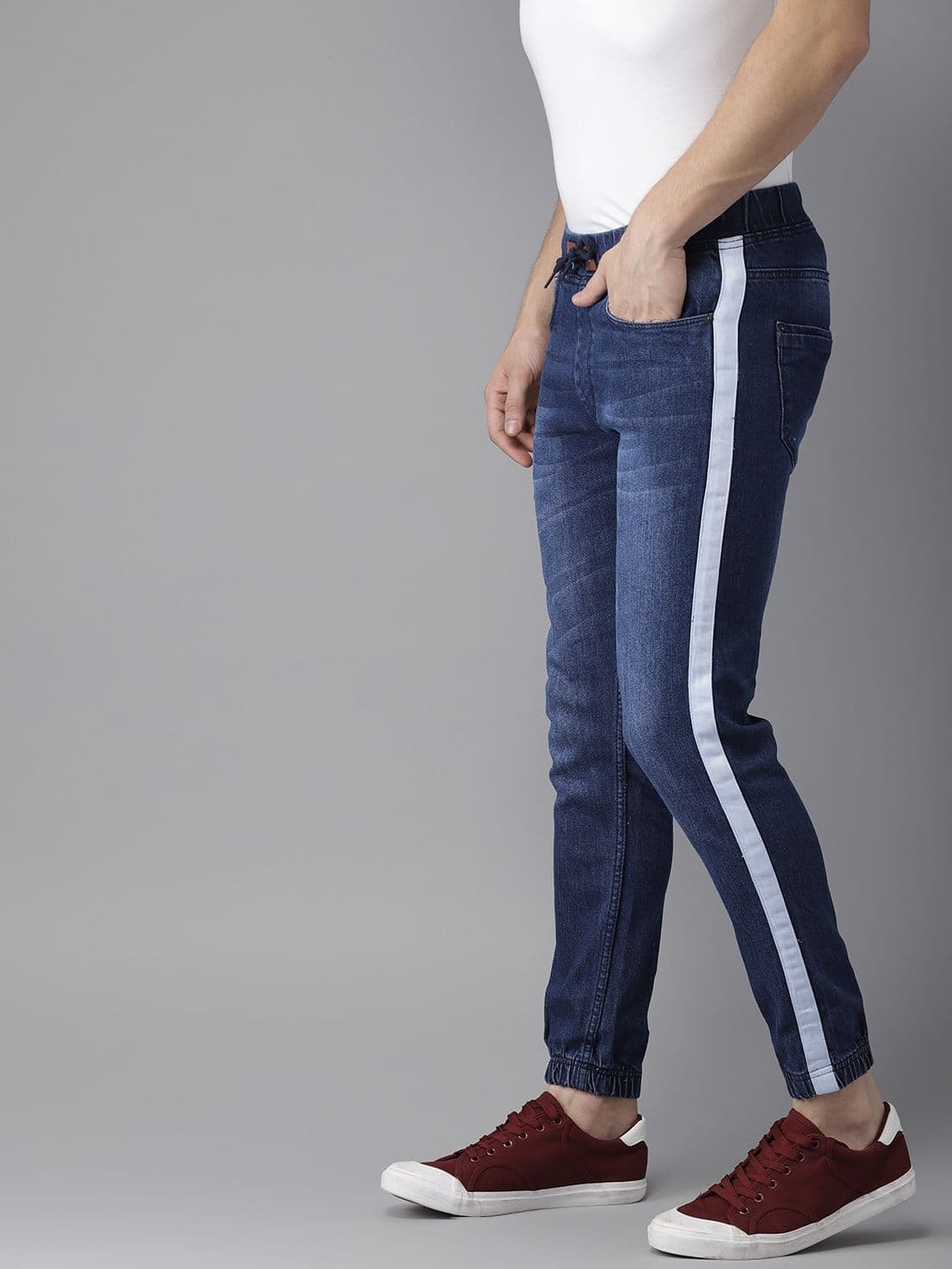 CAHOOT Men Blue Jogger Mid-Rise Clean Look Stretchable Jeans - view 1
