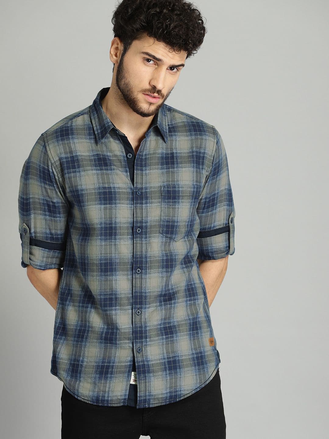 Roadster Men Navy Blue & Grey Checked Casual Shirt - view 1