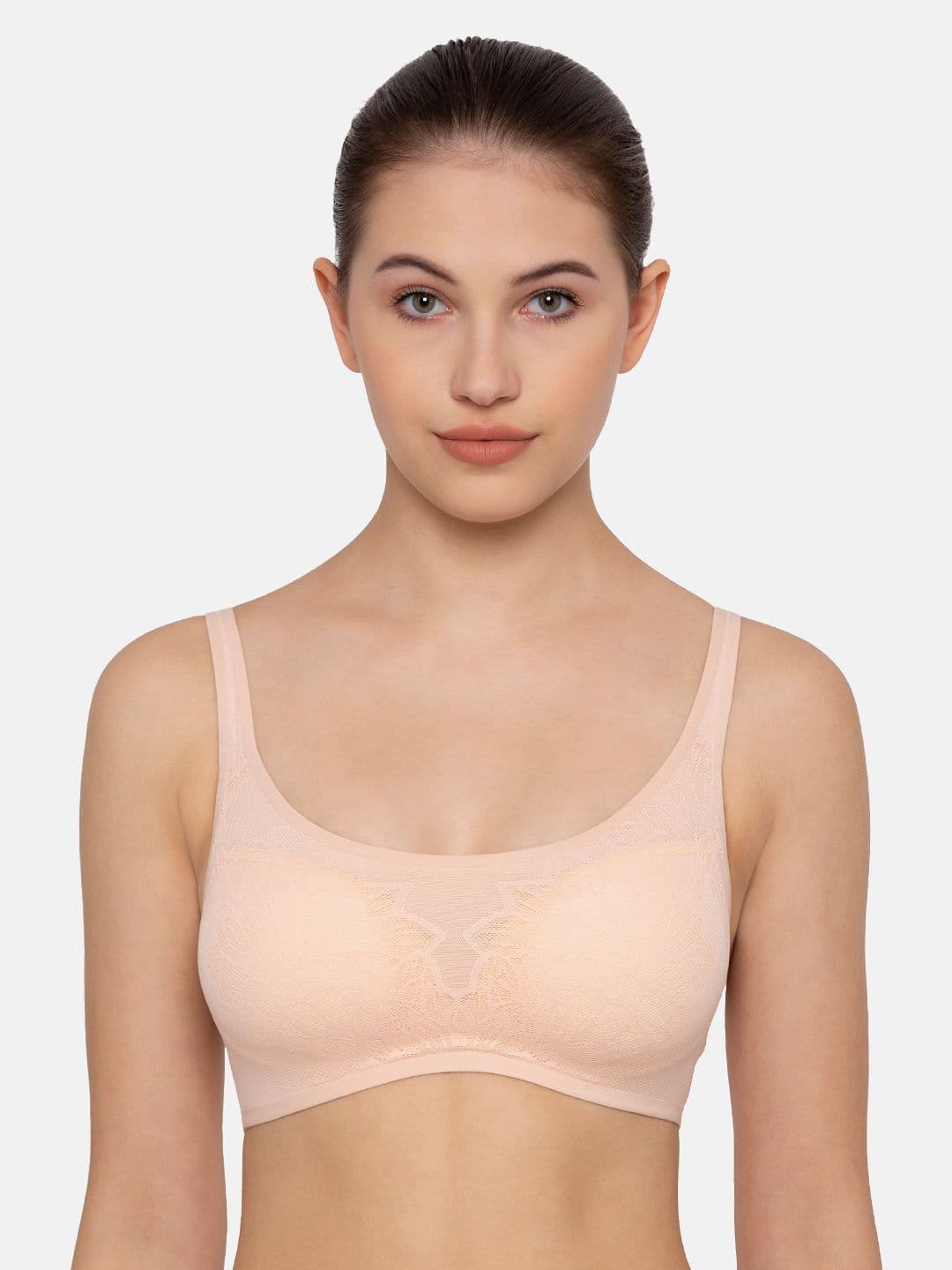 Triumph Padded Wireless Ultrasmart 4D Technology Fit Smart Bra - view 1
