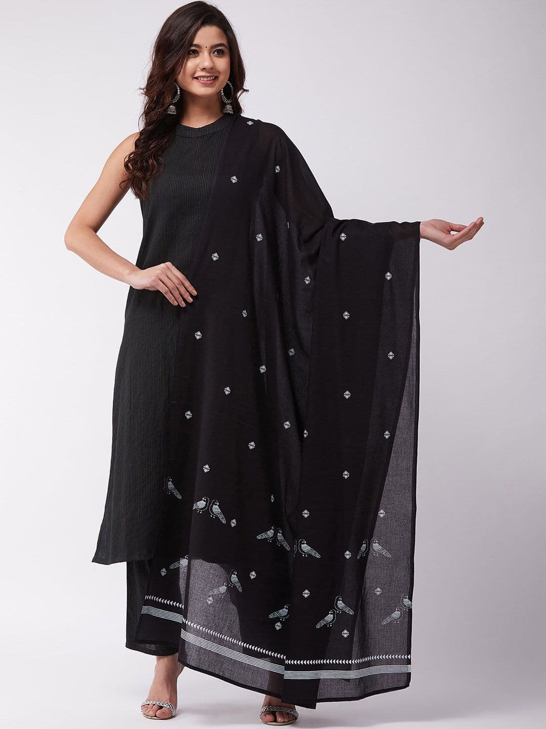InWeave Women Black & White Printed Dupatta - view 1